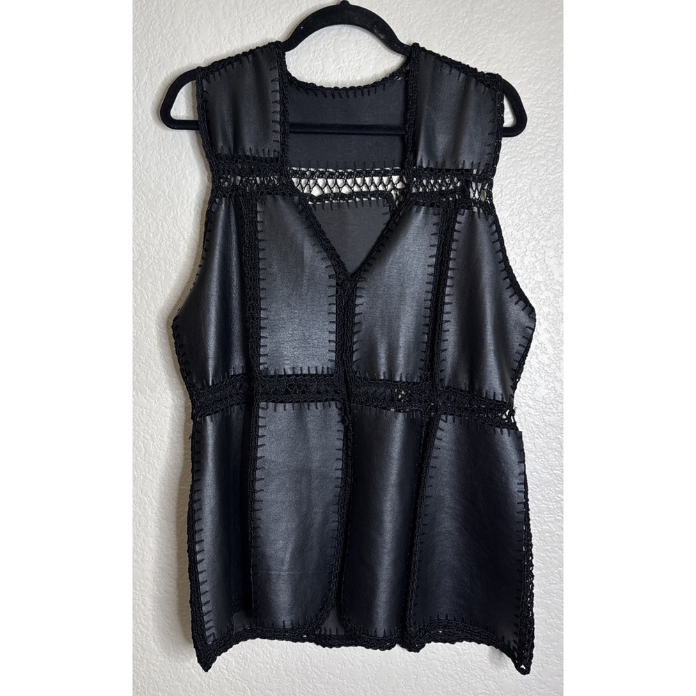 Womens Medium Leather Crochet Button Vest Patchwork Preppy Grunge Going Out